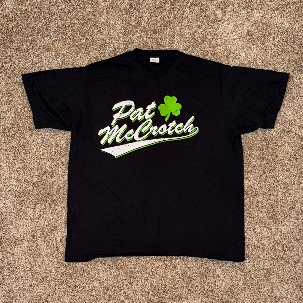 Men’s St. Patty’s Black and Green Graphic Tee